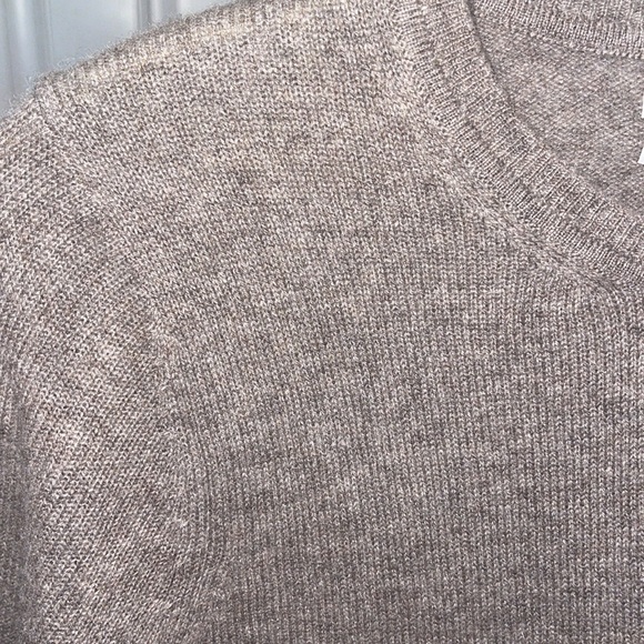 Ellen Tracy 2 ply Heather gray cashmere sweater - Picture 5 of 8